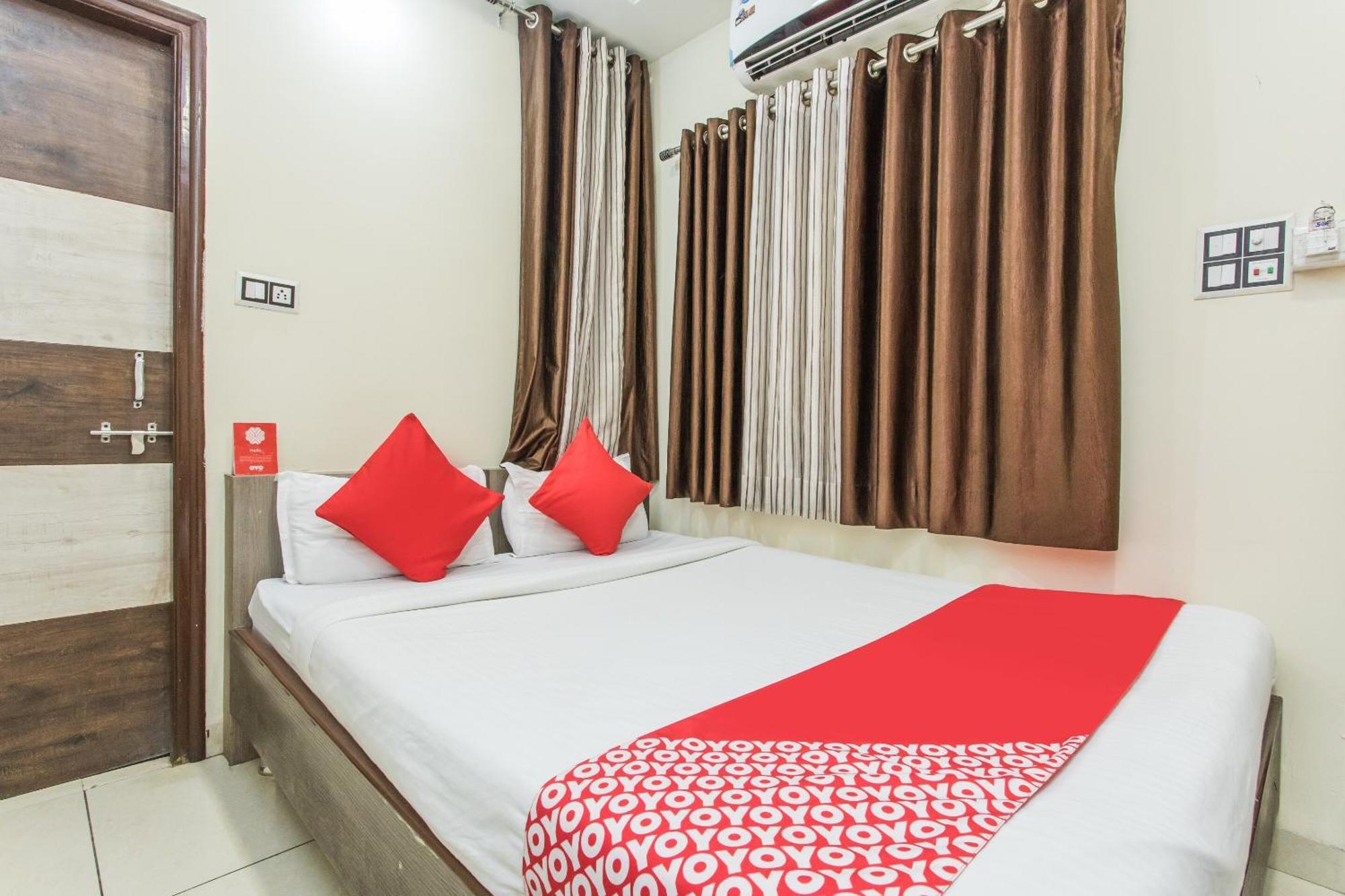 Hotel Mehar Residency Индаур Экстерьер фото
