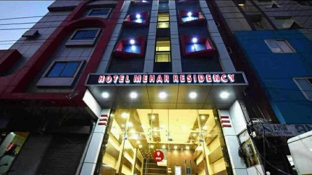 Hotel Mehar Residency Индаур Экстерьер фото